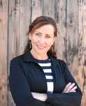 Barbara Magnuson Logo